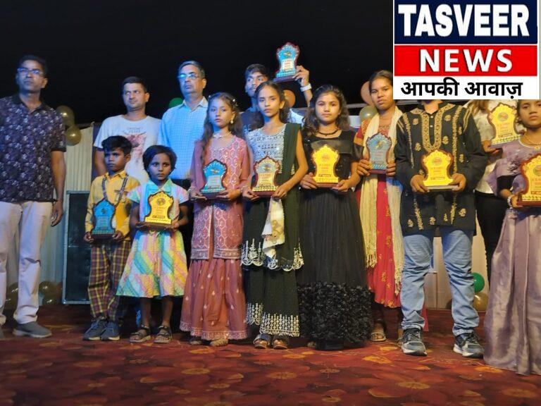 बड़े ही धूमधाम से मनाया गया ए बी पब्लिक स्कूल का वार्षिक पुरूस्कार वितरण समारोह