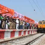 टनकपुर-नांदेड एक्सप्रेस, नांदेड-मुंबई एक्सप्रेस तथा टनकपुर-पीलीभीत ट्रेन सेवा का शाहजहाँपुर तक विस्तार का शुभारंभ
