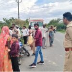 शमशाबाद में शादी से लौट रही पिकअप खड्ड में पलटी, दर्जनभर लोग घायल