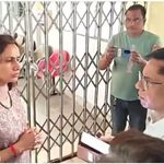 महिला अस्पताल में डीएम की औचक दस्तक से मचा हड़कंप, गंदगी पर भड़कीं तो OT में ताला देख मांगा जवाब!