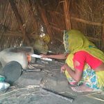 सरकारी आवास की आस में बीत गए साल, झोपड़ी में चार बच्चों संग कट रही जिंदगी! बारिश में बढ़ जाती है मुसीबत