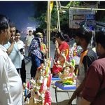 ढोल-नगाड़ों की थाप पर घर-घर पहुंचे गणपति बप्पा, रात 11 बजे तक गुलजार रहा मूर्ति बाजार