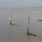बाढ़ का पानी उतरा, मगर दर्द नहीं! हाईवे खुला तो गांवों में अब भी जिंदगी बेहाल
