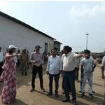 गौशाला में अचानक पहुंचीं डीएम तो मचा हड़कंप! चारा-पानी से लेकर कर्मचारियों के वेतन तक की खुली पोल जांची