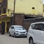 सुबह-सुबह DGGI की छापेमारी से कायमगंज में हड़कंप, दो बड़े तंबाकू कारोबारियों के घर खंगाले जा रहे कागजात