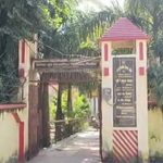 कंटीले तार काटकर कन्या विद्यालय में घुसे चोर, विज्ञान कक्ष का ताला तोड़ लाखों का सामान समेट ले गए
