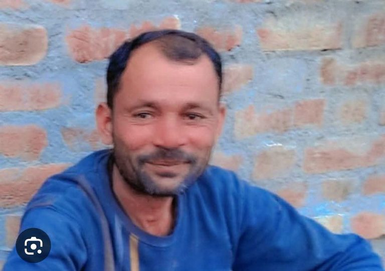पुलिया के नीचे बाढ़ के पानी में मिला युवक का शव, रात से था लापता