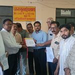 खाद्य सुरक्षा के नियमों से व्यापारियों को हो रही परेशानी! 15 सूत्रीय मांगों के साथ व्यापार मंडल ने भरी हुंकार, एसडीएम के माध्यम से दिल्ली भेजा ज्ञापन